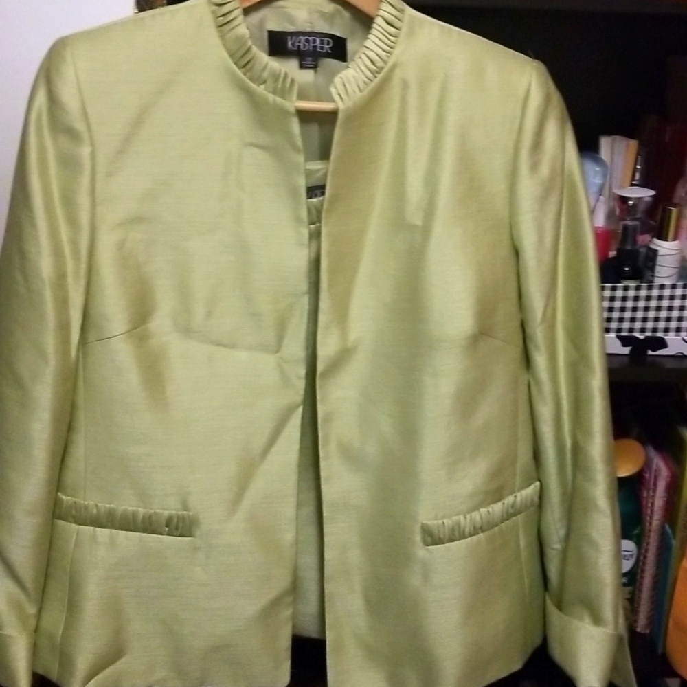 Kasper suit